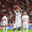 Carbonero, Paulinho, Alerrandro, Bernabei, Bruno Henrique, Vitinho, Victor Gabriel, Villagra, Bruno Gomes e Borré: os jogadores do Internacional com mais faltas cometidas no Brasileirão