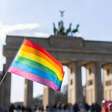 Extrema-direita vence eleição histórica na Alemanha e promete avançar contra políticas LGBTQIA+