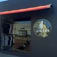 Empreender e resistir: Jokers Store luta para se reerguer após roubo