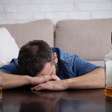 Consumo excessivo de álcool acelera o envelhecimento cerebral e o Alzheimer