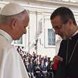 Bispo de Caruaru entrega presente com significado especial ao Papa Leão XIV, no Vaticano