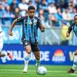 "Faltou um pouco de tudo", lamenta Carlos Vinícius no Grêmio