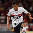 Jogador do São Paulo é expulso no clássico contra o Palmeiras