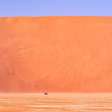 Esta duna gigante de areia tem a altura de um prédio de 76 andares e impressiona o mundo: entenda como a 'montanha' de 229 metros se formou no meio do deserto
