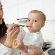 Como escovar dentes de bebê? Entenda passo a passo