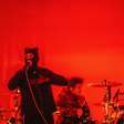 Twenty One Pilots fecha o Rock in Rio 2026 com bateria nas alturas, fogo e muita interação com o público