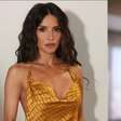 Emmy 2026: Naked nails e cabelos soltos roubam a cena no tapete vermelho