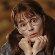 Atriz de Murta Que Geme já tinha 37 anos quando fez Harry Potter: Veja como ela está hoje, aos 60