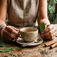 Chá de louro e canela: emagrece mesmo? E se colocar o orégano?