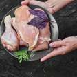 Você lava o frango antes de cozinhar? Este hábito comum pode fazer mal à saúde