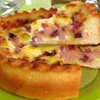 Receita fácil de torta salgada aberta com presunto e queijo