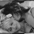 MILEY anuncia clipe de "Let's Get Married" e prepara chegada de "BASS PERSUADES" em nova fase da carreira