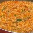 Arroz cremoso com tomate bem temperado e fácil de fazer, para surpreender toda a sua família