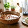 Pizza vegana: em vez de usar muçarela, cozinheiros recomendam queijo vegetal de amêndoas, que deixa a cobertura cremosa sem ingredientes de origem animal
