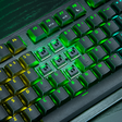 Testamos o novo teclado óptico analógico da Razer que promete virar seu acelerador nos games