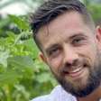 Novo amor? Rafael Cardoso surge aos beijos com atriz após 45 dias internado