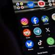 UE detalha regras para menores e prevê fim da rolagem infinita nas redes sociais