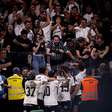 Corinthians resolve pendência milionária com elenco