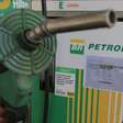 Petrobras aumenta diesel em R$ 1, mas subsídio do governo neutraliza alta
