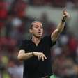 Filipe Luís comenta escalação ofensiva e lamenta empate