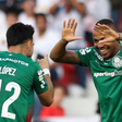 Palmeiras leva virada da LDU, mas vence nos pênaltis e se classifica