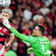 Flamengo, com dez, empata com Del Valle e está na semifinal da Libertadores