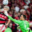 A curiosa primeira assistência de Rossi na carreira