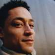 Como comprar ingressos para o show de Loyle Carner no Brasil?