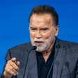 O segredo da força mental de Arnold Schwarzenegger, aos 79 anos, vem de um hábito incomum seguido todas as manhãs: 'Uma vez que você começa a pensar, sua mente entra em conflito consigo mesma'