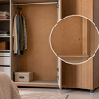 O detalhe escondido no fundo do guarda-roupa que tem uma função que quase ninguém conhece