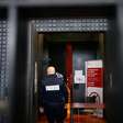 Policial de extrema direita é preso na França, suspeito de preparar ato terrorista