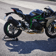É oficial: a Kawasaki H2R, a moto esportiva mais brutal do mundo, está de volta e agora será ainda mais radical