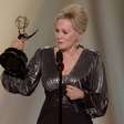 Jean Smart ganha Emmy por 'Hacks' e se torna 1ª mulher a vencer por todas as temporadas de uma série