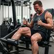 Um estudo demonstra que repetições isométricas desenvolvem tanta massa muscular quanto repetições completas: "Uma ótima opção para ganhar massa muscular quando se está lesionado".