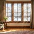 Australianos mudam a posição das cortinas conforme a hora do dia: no inverno, abrem quando há sol e fecham antes de escurecer; no verão, mantê-las fechadas nas horas mais quentes ajuda a reduzir a entrada de calor pelas janelas