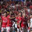 Série B: Vila Nova bate América-MG e segue firme pelo acesso direto