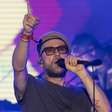 Damon Albarn ergue bandeira da Palestina em show do Gorillaz: 'nunca seja neutro'
