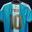 Messi apresenta camisa especial para último jogo pela Argentina