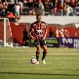 Caíque Gonçalves manda recado à torcida do Vitória após sofrer concussão