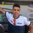 Murilo Rocha conquista vaga para os playoffs da NASCAR Brasil