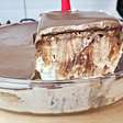 Sobremesa fácil e rápida com um creme incrível e sabor de fruta, um doce geladinho que todos vão amar