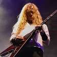 Dave Mustaine espera que Deus o salve de problema de saúde incurável