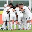 Volante do Botafogo se apresenta à Seleção Brasileira