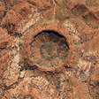 Em 2007, um geólogo australiano navegando no Google Earth avistou um círculo de 850 pés no interior do país; perfurações posteriores confirmaram uma cratera de meteorito de ferro