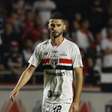 Zagueiro titular do São Paulo rompe LCA e não joga mais em 2026