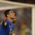 Brasil x Austrália: último jogo teve recorde de Diego Souza