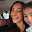 Sabrina Sato se emociona com 1ª viagem da filha sozinha: 'Meu coração está apertado'
