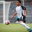 Após sondagem do exterior, Corinthians negocia com joia da base