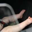 A síndrome que pode levar pais a esquecer crianças no carro