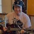 Hayley Williams se pronuncia sobre a morte do ex-marido, Chad Gilbert (New Found Glory)